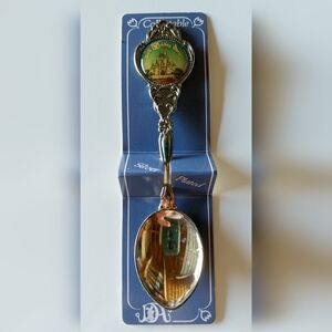 Disneyland Castle Dutch American Import Co. Spoon 1984 Vintage Collectable
